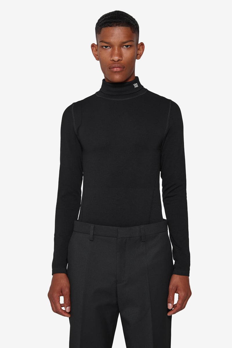 M Seamless Turtleneck