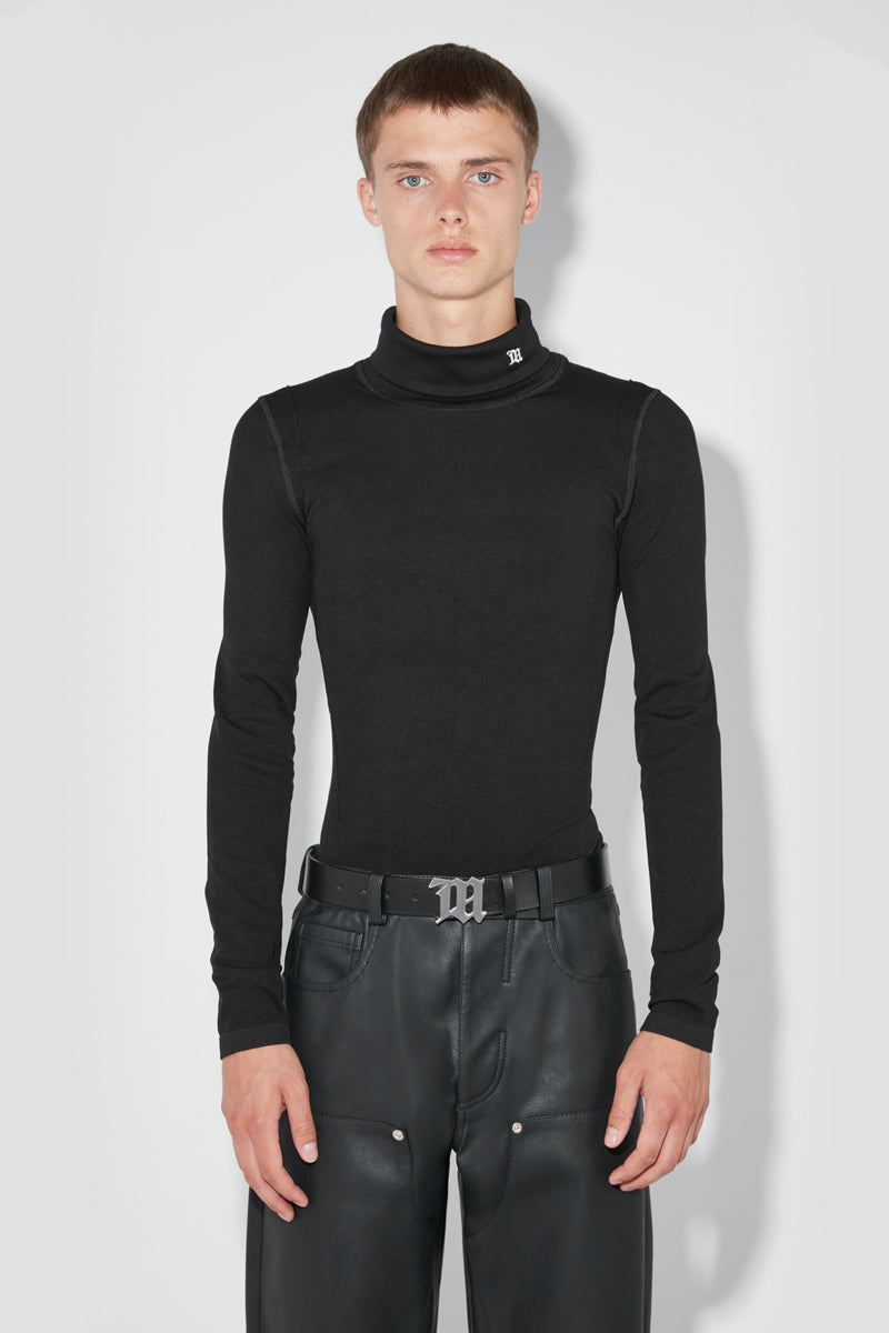 M Seamless Turtleneck